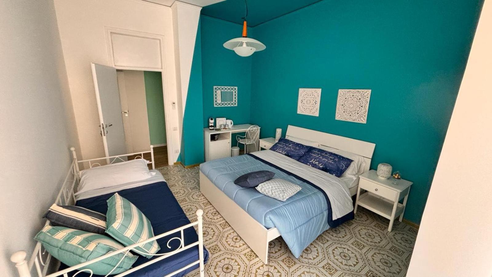Reginella Guest House Салерно Экстерьер фото