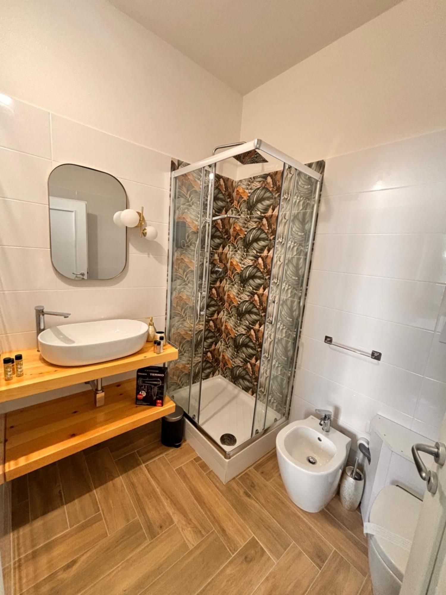 Reginella Guest House Салерно Экстерьер фото